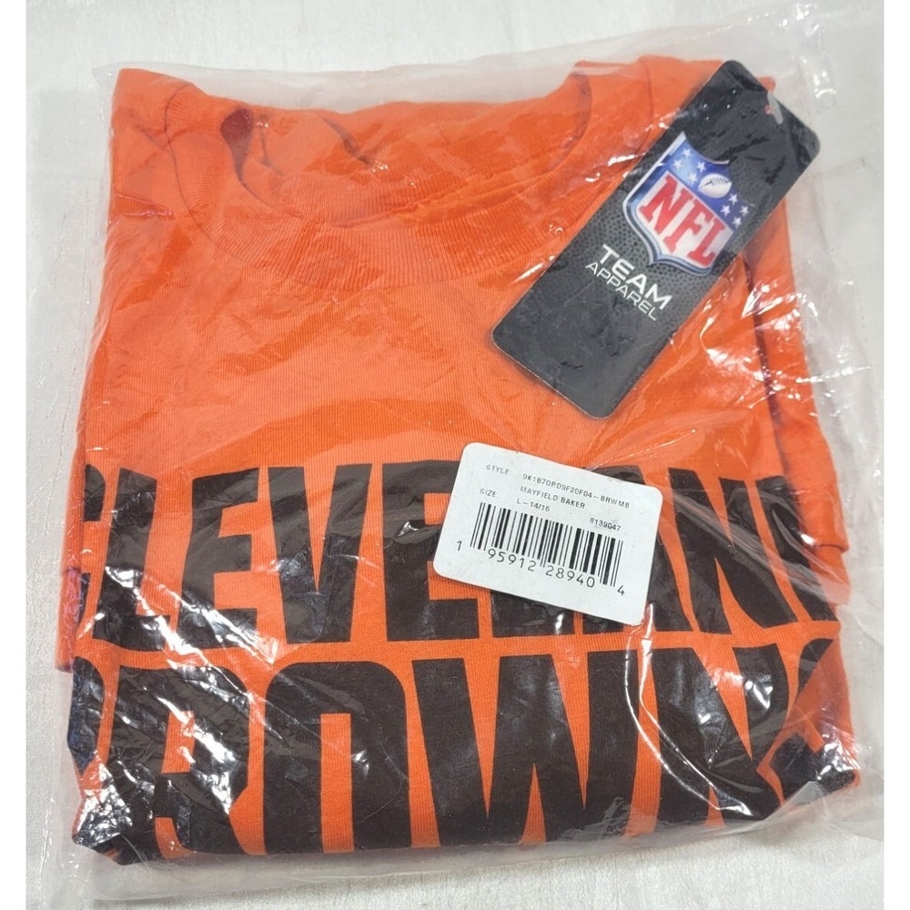 NFL Licensed Youth Long Sleeve Cleveland Browns #6 Mayfield Tshirt - Large 14/16
